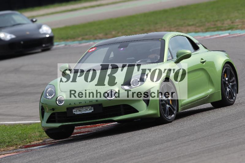 /Archiv-2022/58 30.08.2022 Caremotion  Auto Track Day ADR/Gruppe rot/35